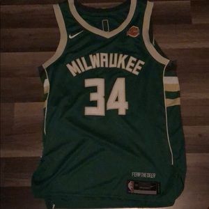 Nike Milwaukee Bucks Giannis Antetokounmpo Jersey